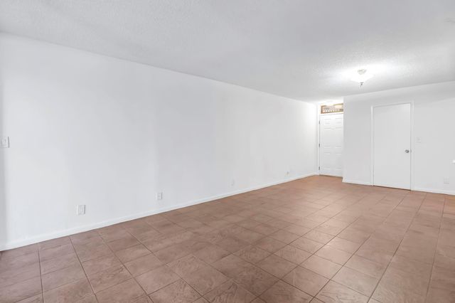 210 Lake Pointe Drive 103, Oakland Park, FL 33309