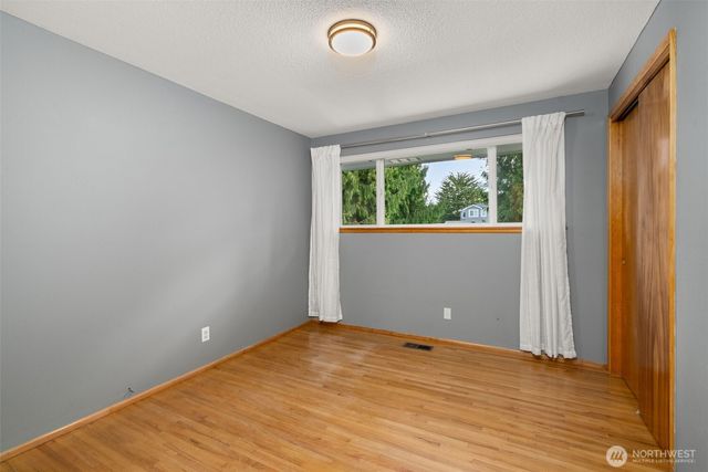 3509 Locust Avenue W, University Place, WA 98466