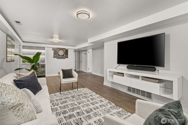 3509 Locust Avenue W, University Place, WA 98466