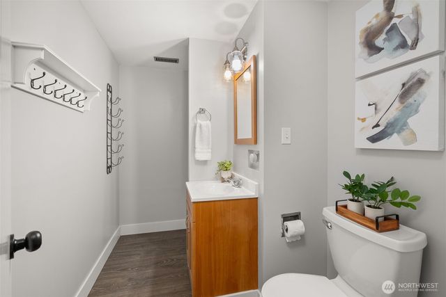 3509 Locust Avenue W, University Place, WA 98466