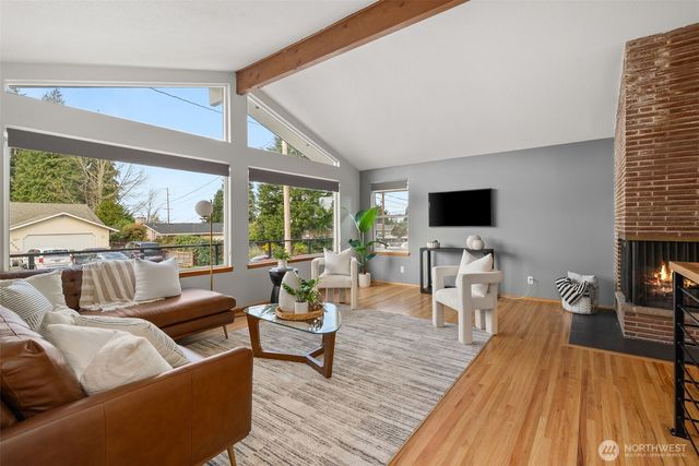 3509 Locust Avenue W, University Place, WA 98466