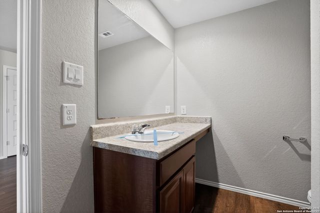 215 Stevens, New Braunfels, TX 78130