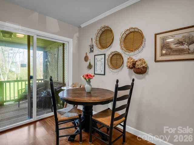 22 Macks Way, Hendersonville, NC 28739