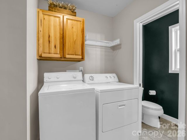 22 Macks Way, Hendersonville, NC 28739