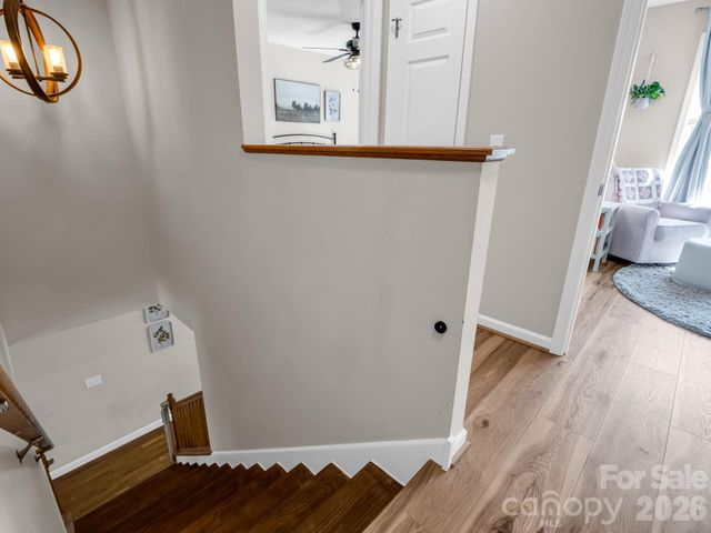 22 Macks Way, Hendersonville, NC 28739