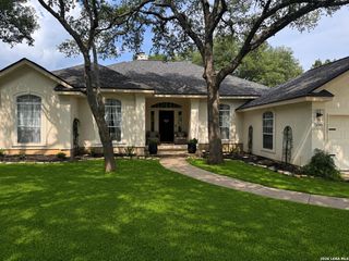 7230 Chartwell Cir, Fair Oaks Ranch, TX 78015