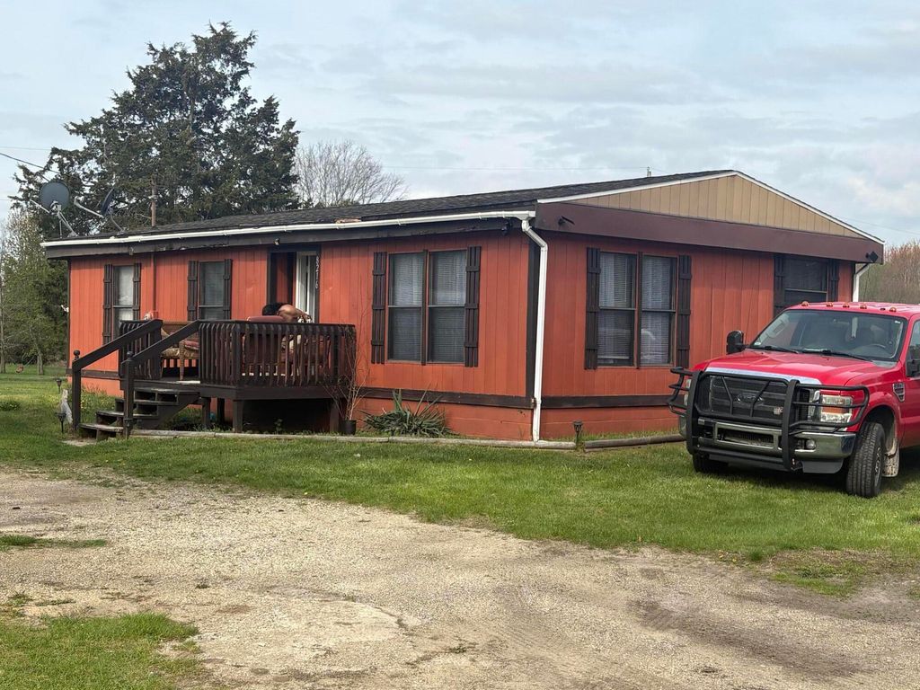 8216 Marsh Road, Plainwell, MI 49080
