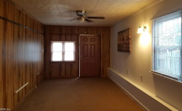 8530 Orcutt AVE, Hampton, VA 23605
