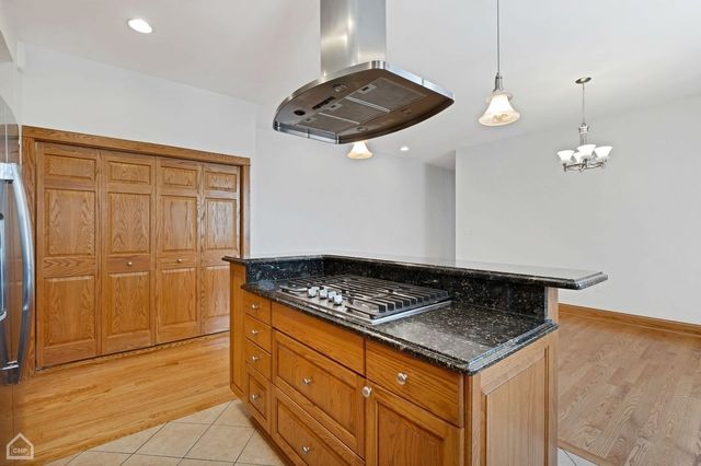 4544 N Western Avenue 2, Chicago, IL 60625