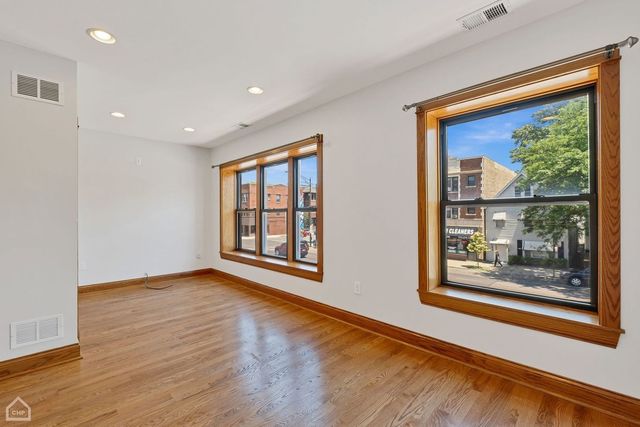4544 N Western Avenue 2, Chicago, IL 60625