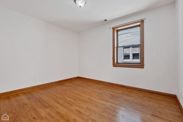 4544 N Western Avenue 2, Chicago, IL 60625