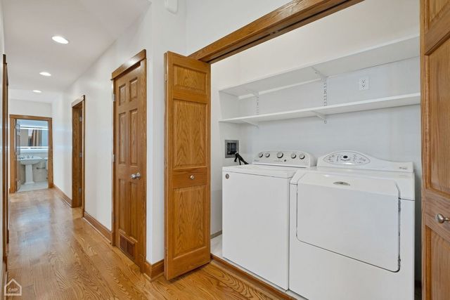 4544 N Western Avenue 2, Chicago, IL 60625