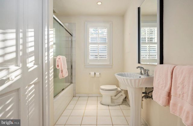 69 HENLOPEN AVE, Rehoboth Beach, DE 19971