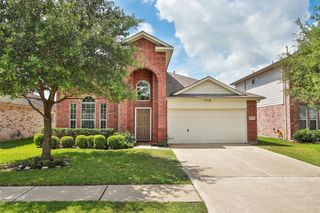 10243 Mills Run Drive, Houston, TX 77070