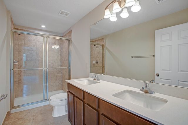 3343 Liberty Square Way 104, Fort Pierce, FL 34982