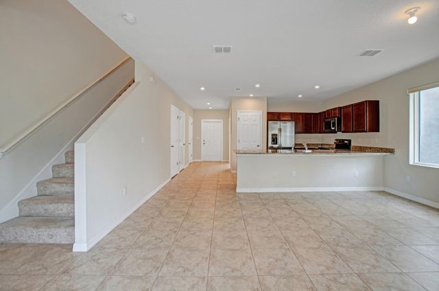 3343 Liberty Square Way 104, Fort Pierce, FL 34982