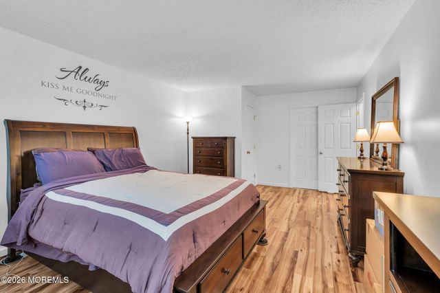 408 Larkspur Lane, Jackson, NJ 08527