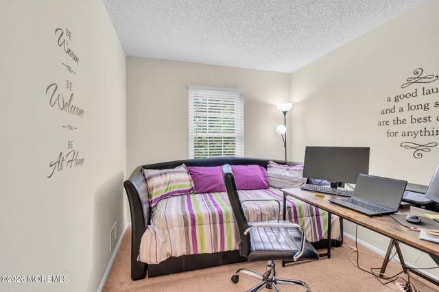 408 Larkspur Lane, Jackson, NJ 08527