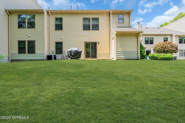 408 Larkspur Lane, Jackson, NJ 08527