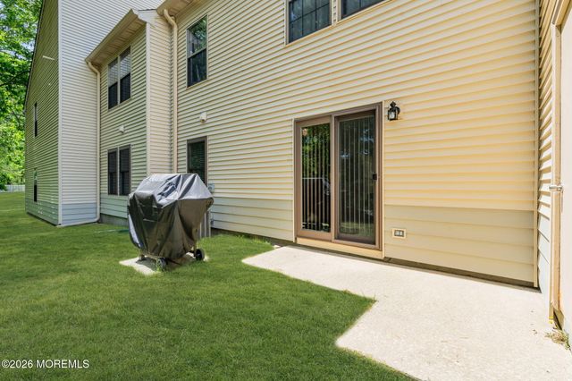 408 Larkspur Lane, Jackson, NJ 08527