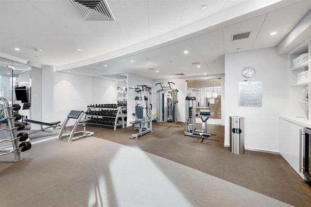 701 N FORT LAUDERDALE BEACH Boulevard 405, Fort Lauderdale, FL 33304