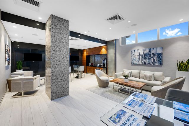 701 N FORT LAUDERDALE BEACH Boulevard 405, Fort Lauderdale, FL 33304