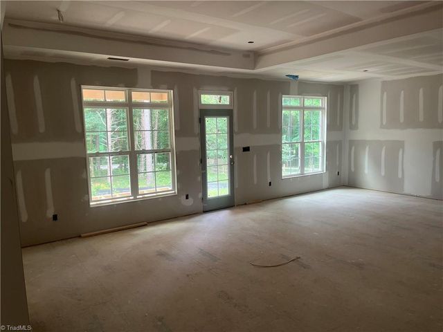 1870 Woodstock Road, Clemmons, NC 27012