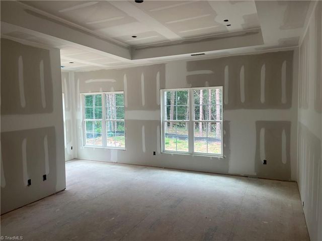 1870 Woodstock Road, Clemmons, NC 27012
