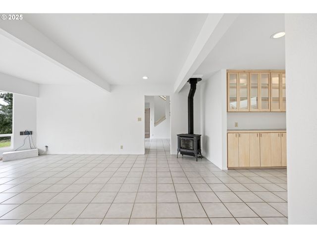 6055 BETHEL HEIGHTS Rd, Salem, OR 97304