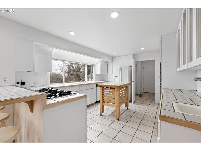 6055 BETHEL HEIGHTS Rd, Salem, OR 97304