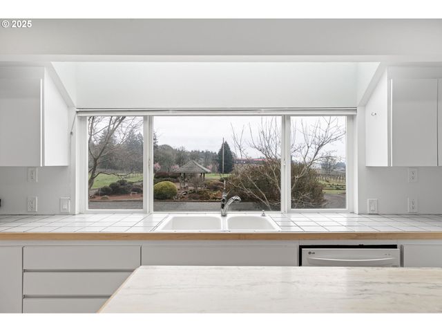 6055 BETHEL HEIGHTS Rd, Salem, OR 97304