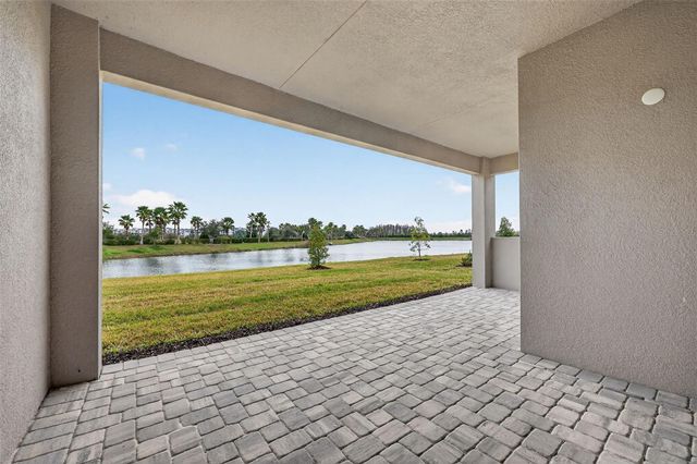 32268 MAHOGANY VALLEY DRIVE, Wesley Chapel, FL 33543