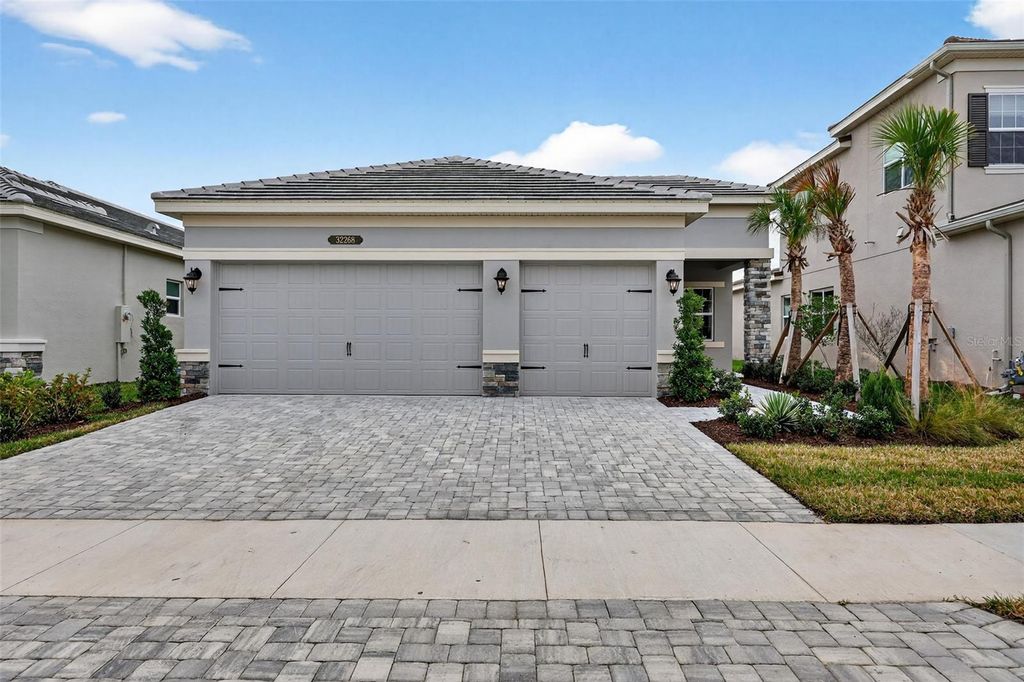 32268 MAHOGANY VALLEY DRIVE, Wesley Chapel, FL 33543