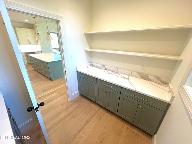 4619 Alan Springs Lane, Knoxville, TN 37938