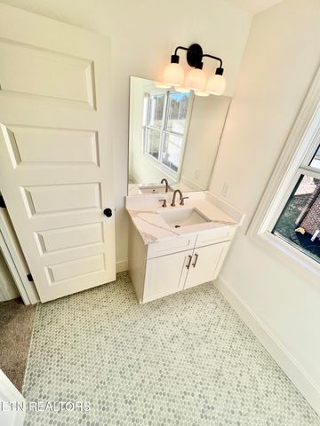 4619 Alan Springs Lane, Knoxville, TN 37938