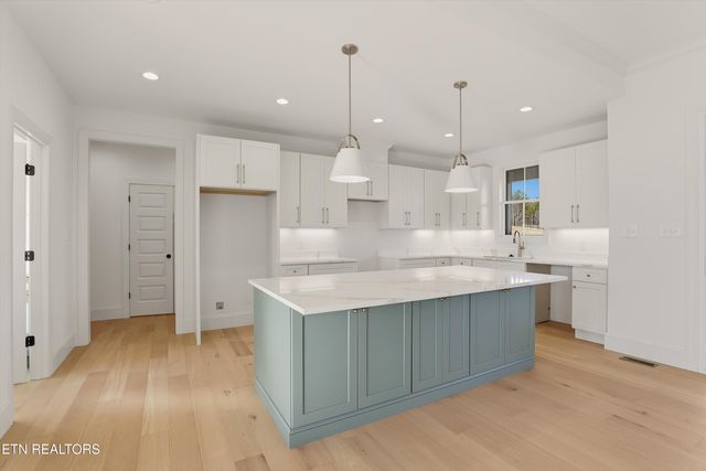 4619 Alan Springs Lane, Knoxville, TN 37938