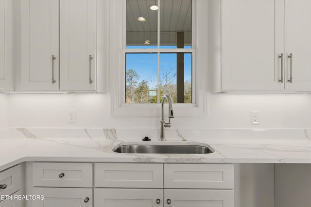 4619 Alan Springs Lane, Knoxville, TN 37938