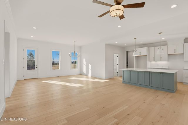 4619 Alan Springs Lane, Knoxville, TN 37938