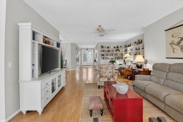 10833 Madison Drive, Boynton Beach, FL 33437