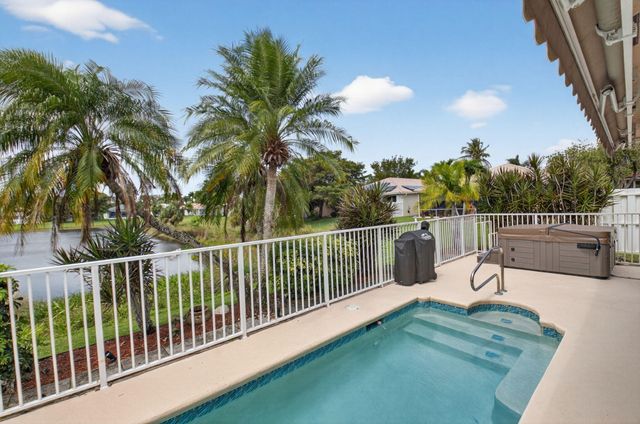 10833 Madison Drive, Boynton Beach, FL 33437