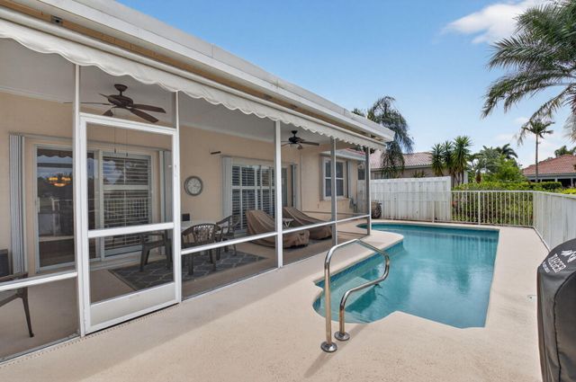 10833 Madison Drive, Boynton Beach, FL 33437