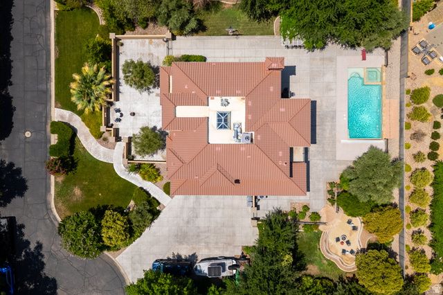 557 S WOODS VIEW CIR, St. George, UT 84770