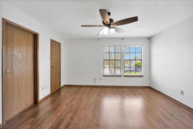 17271 Saturn Lane, Houston, TX 77058