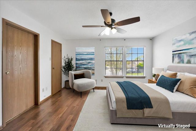 17271 Saturn Lane, Houston, TX 77058