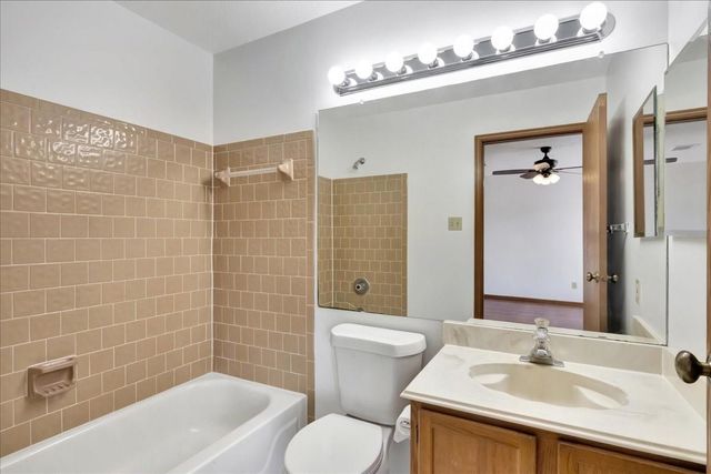 17271 Saturn Lane, Houston, TX 77058