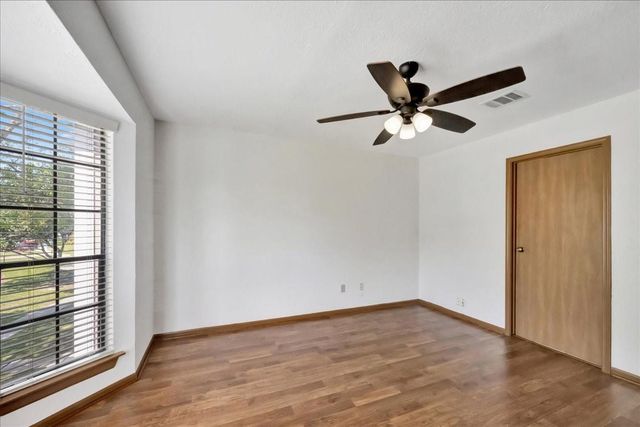 17271 Saturn Lane, Houston, TX 77058