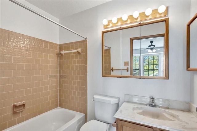 17271 Saturn Lane, Houston, TX 77058