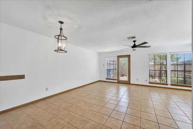 17271 Saturn Lane, Houston, TX 77058