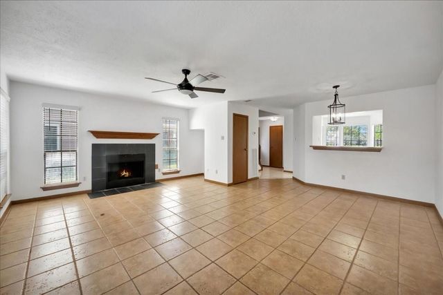 17271 Saturn Lane, Houston, TX 77058