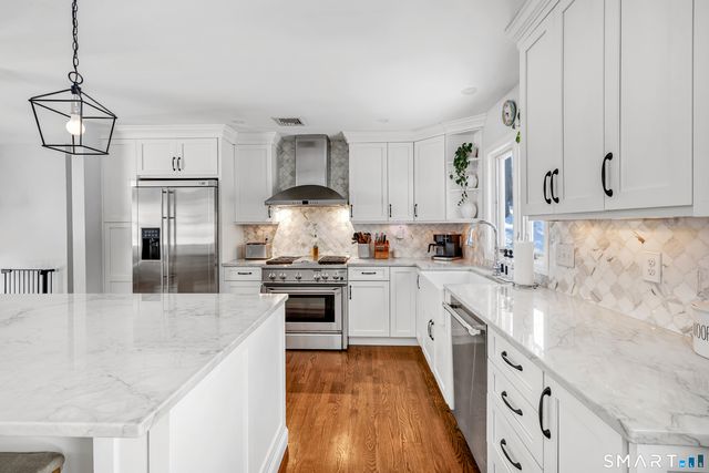 1478 Jennings Road, Fairfield, CT 06824